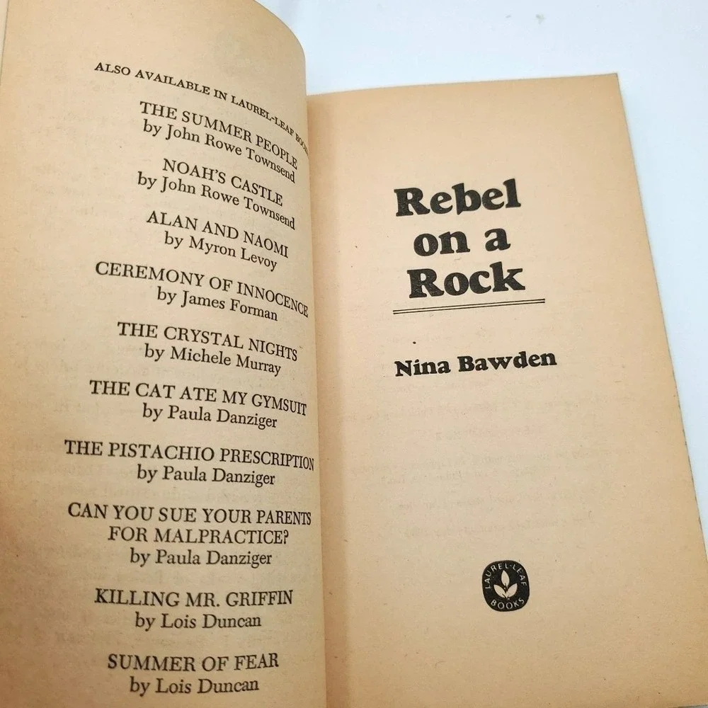 REBEL ON A ROCK by Nina Bawden PB 1978 rare Vintage Paperback Youth reader‎